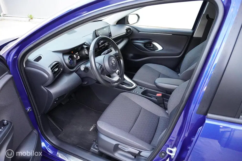 Toyota Yaris 1.5 Hybrid Dynamic 25.615 KM Trekhaak uit 2023, foto 8