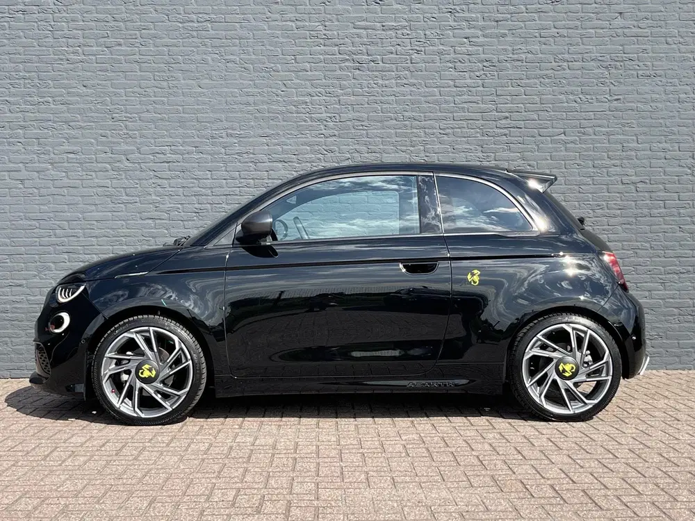 Abarth 500e Turismo 42 kWh uit 2024, foto 10