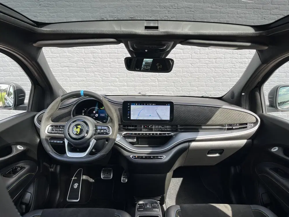 Abarth 500e Turismo 42 kWh uit 2024, foto 15