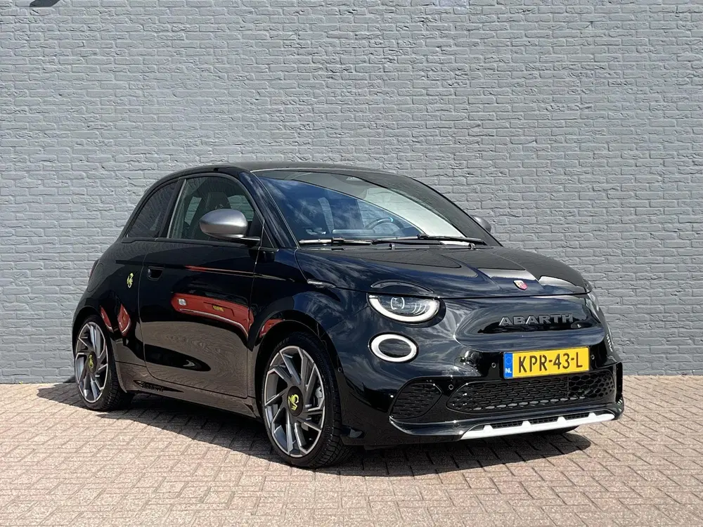 Abarth 500e Turismo 42 kWh uit 2024, foto 4