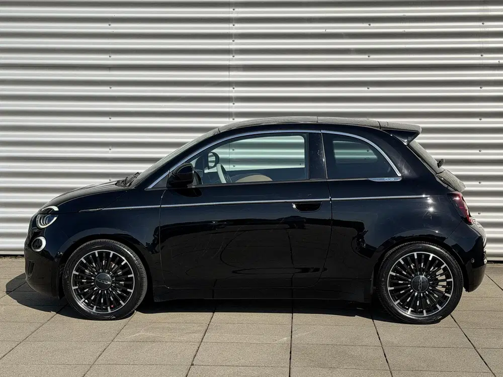 Fiat 500 La Prima 42 kWh Navigatie uit 2024, foto 6