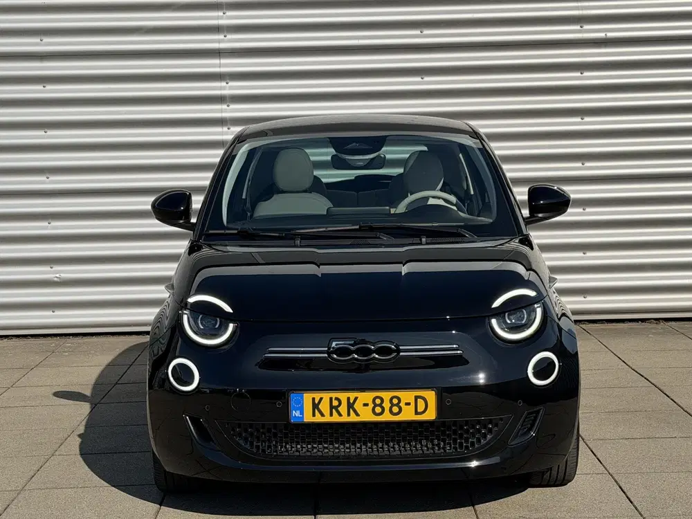 Fiat 500 La Prima 42 kWh Navigatie uit 2024, foto 7