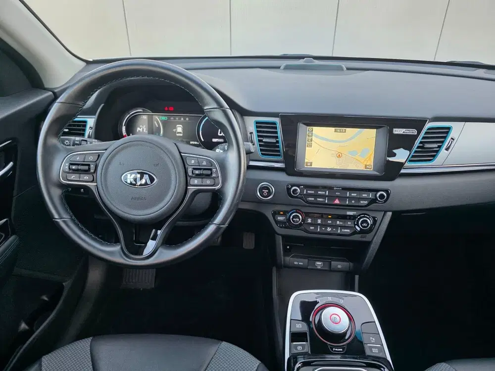 Kia Niro DynamicLine 64 kWh Navigatie uit 2019, foto 10