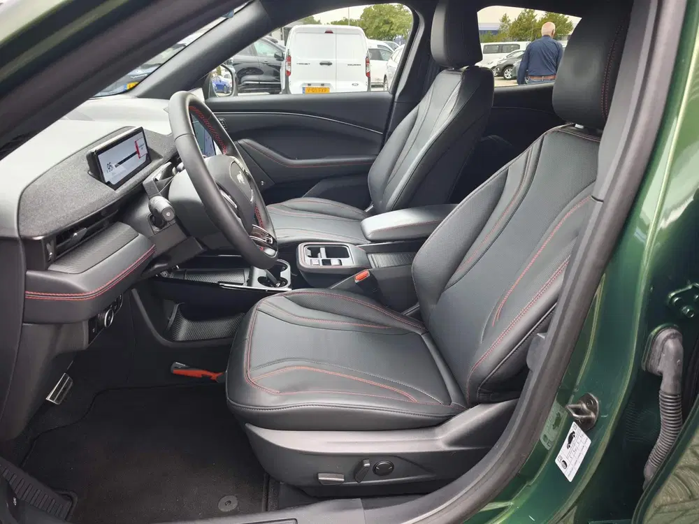 Ford Mustang Mach-E Extended Premium RWD 88 kWh 610km WLTP uit 2025, foto 5