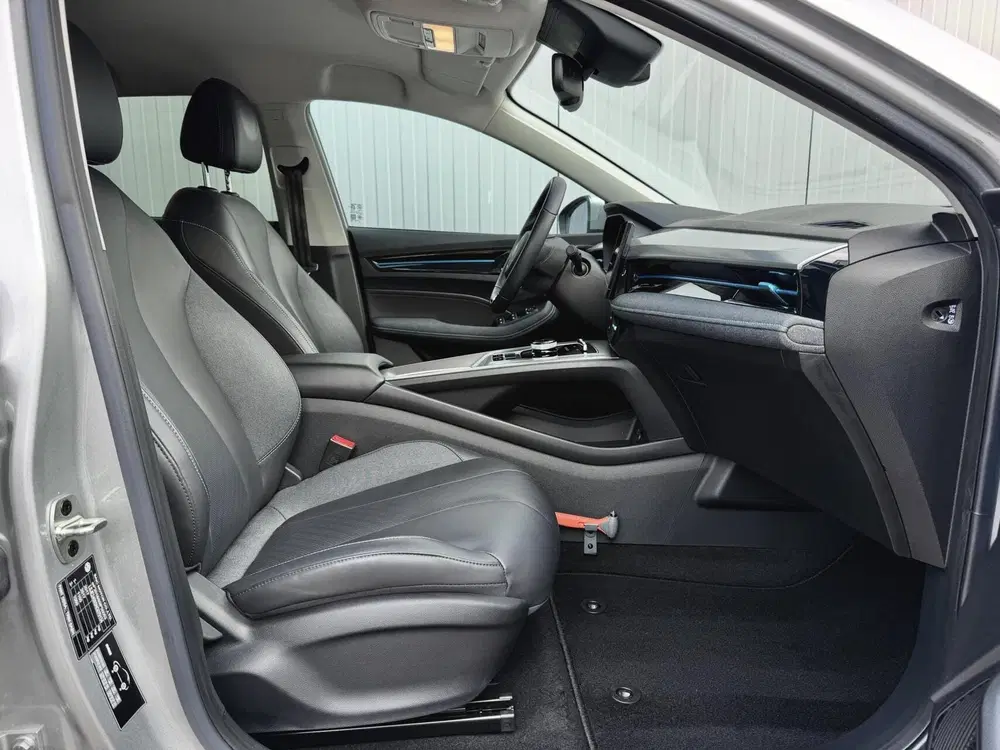MG MG5 Electric 50 kWh Luxury uit 2022, foto 12