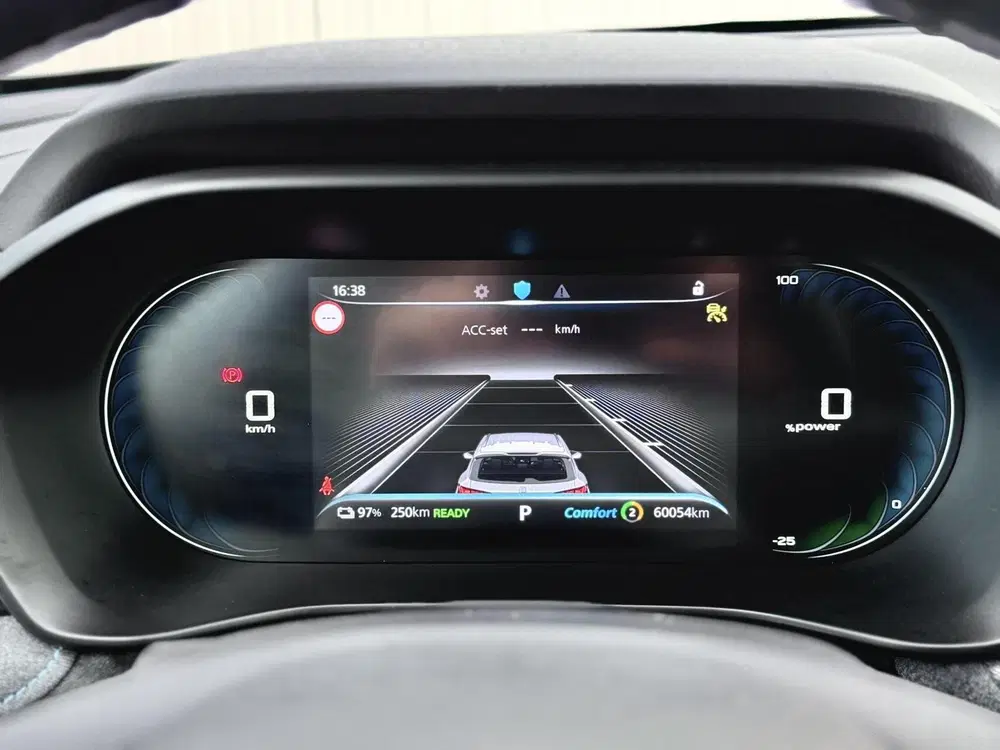 MG MG5 Electric 50 kWh Luxury uit 2022, foto 15