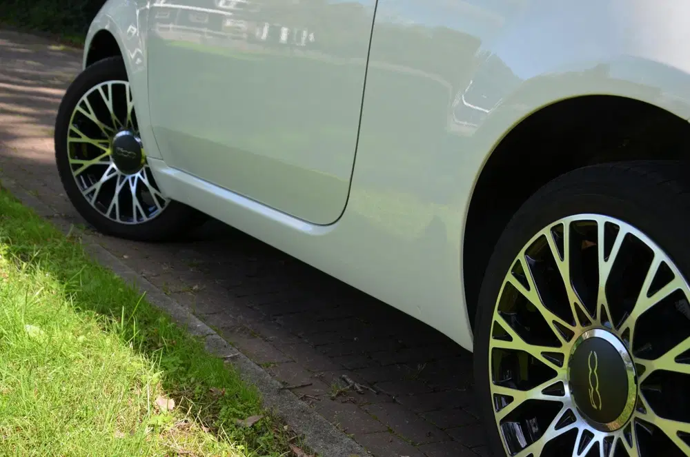 Fiat 500C 1.0 Hybrid Dolcevita Navigatie uit 2021, foto 10