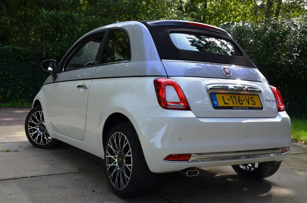 Fiat 500C 1.0 Hybrid Dolcevita Navigatie uit 2021, foto 12
