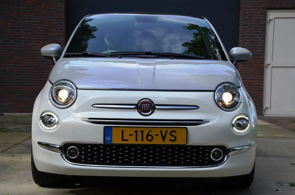Fiat 500C 1.0 Hybrid Dolcevita Navigatie uit 2021, foto 3