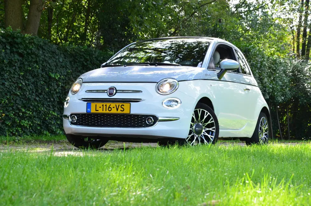 Fiat 500C 1.0 Hybrid Dolcevita Navigatie uit 2021, foto 6