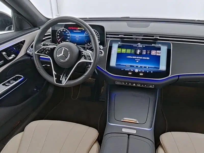 Mercedes-Benz E-Klasse 300 e Avantgarde Night Edition uit 2026, foto 5