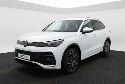 Volkswagen Tiguan 1.5 TSI eHybrid PHEV R-Line Pano l Blindsp uit 2026