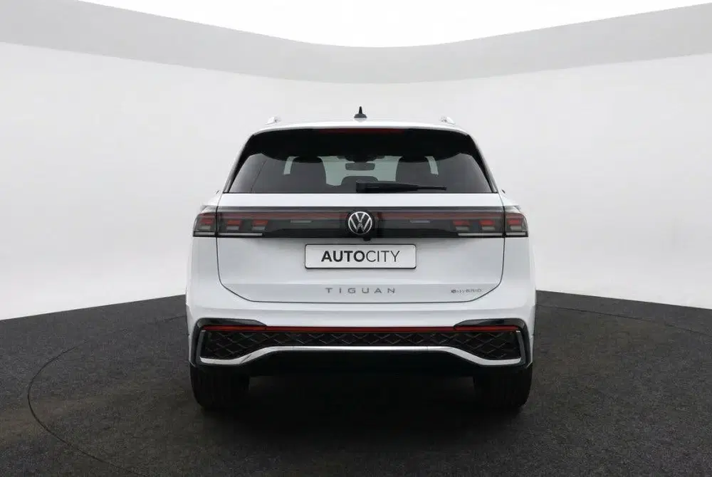Volkswagen Tiguan 1.5 TSI eHybrid PHEV R-Line Pano l Blindsp uit 2026, foto 4