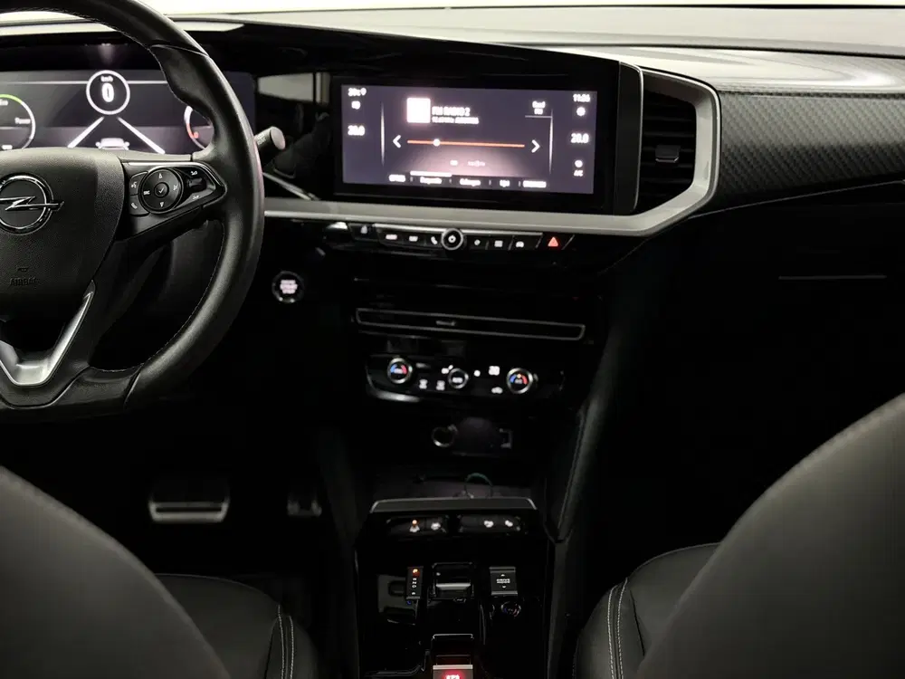 Opel Mokka Ultimate 50-kWh 11kw bl. Camera uit 2023, foto 11