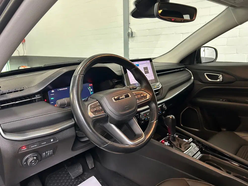 Jeep Compass 4xe 190 Plug-in Hybrid uit 2023, foto 12
