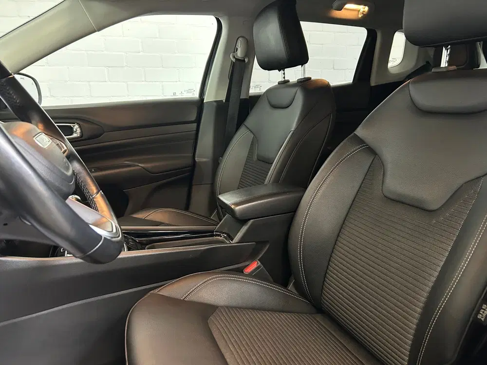 Jeep Compass 4xe 190 Plug-in Hybrid uit 2023, foto 13