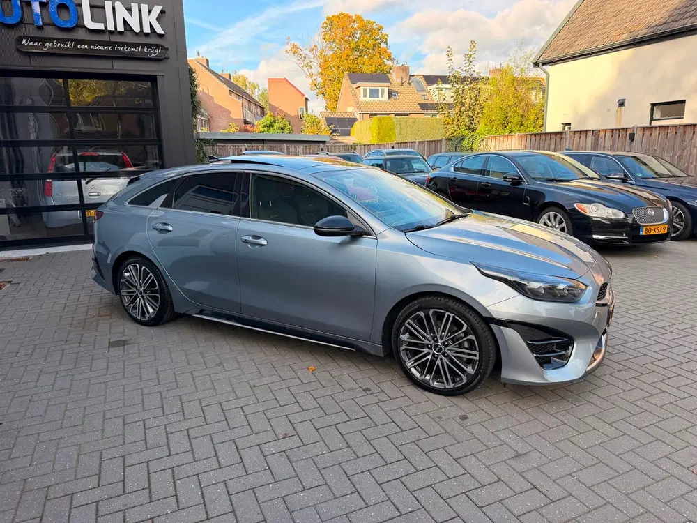 Kia ProCeed 1.5 T-GDi GT-PlusLine uit 2022, foto 10