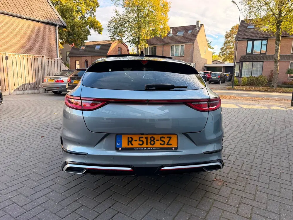 Kia ProCeed 1.5 T-GDi GT-PlusLine uit 2022, foto 12