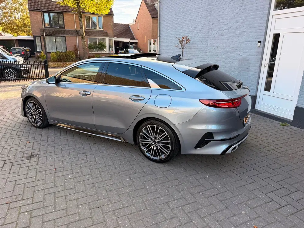 Kia ProCeed 1.5 T-GDi GT-PlusLine uit 2022, foto 7