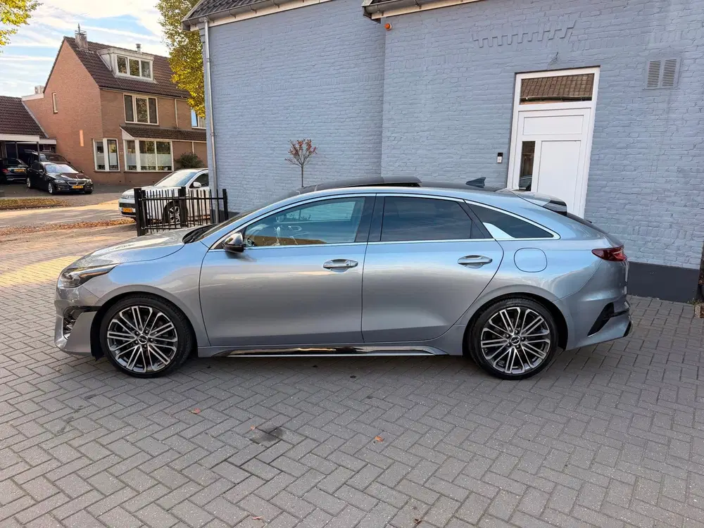Kia ProCeed 1.5 T-GDi GT-PlusLine uit 2022, foto 9
