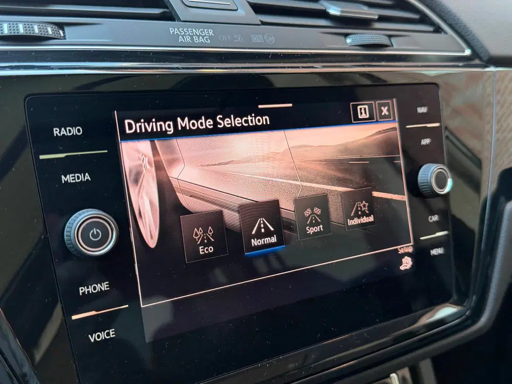 Volkswagen Touran 1.5 TSI R-LINE 7p PANO VIRTUEL BTW 1EIG DE uit 2021, foto 12