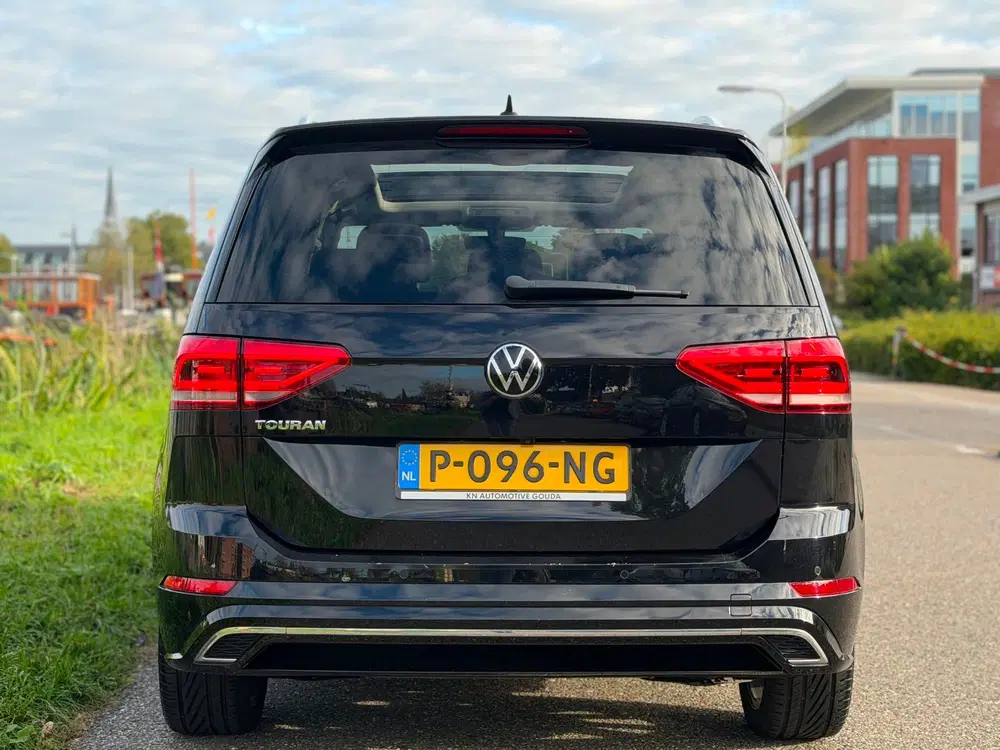 Volkswagen Touran 1.5 TSI R-LINE 7p PANO VIRTUEL BTW 1EIG DE uit 2021, foto 4