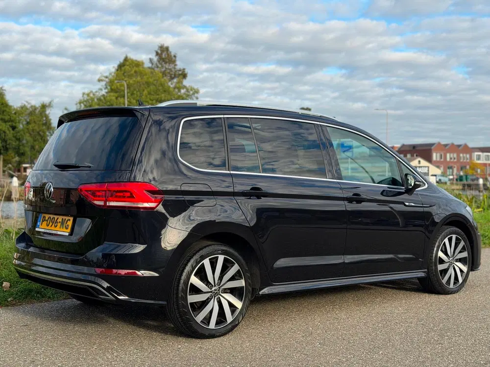 Volkswagen Touran 1.5 TSI R-LINE 7p PANO VIRTUEL BTW 1EIG DE uit 2021, foto 5