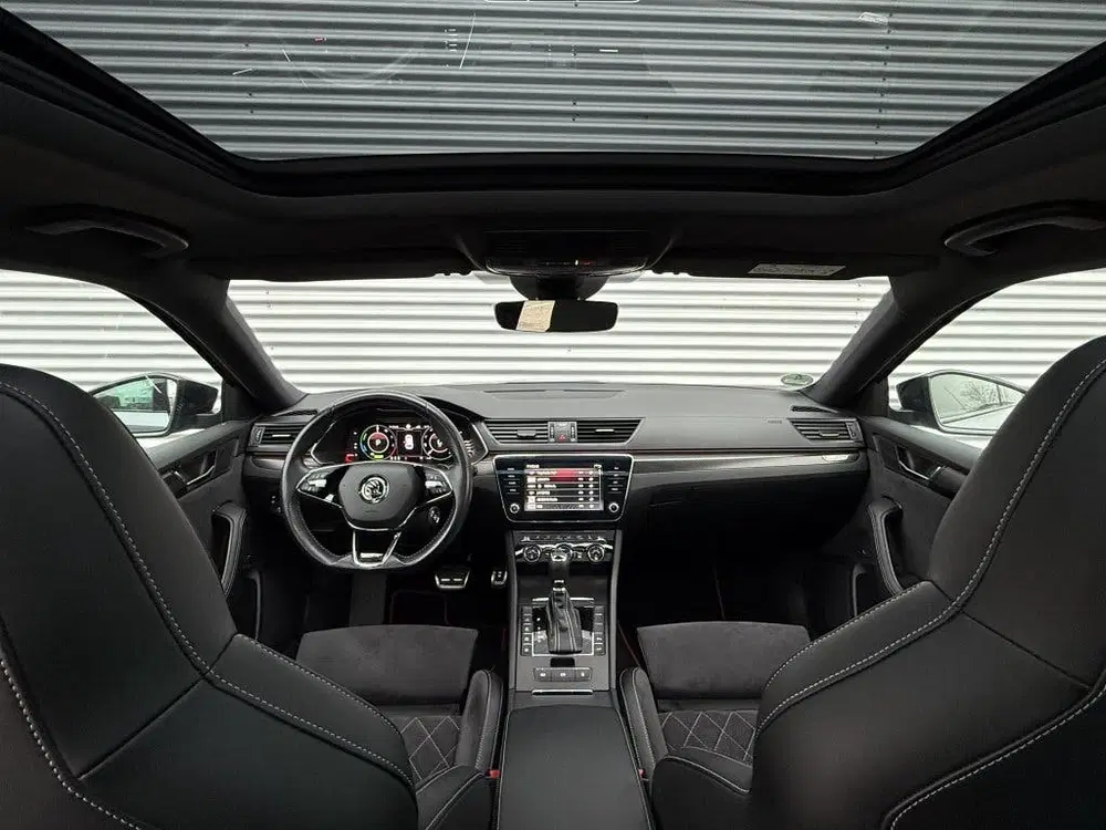 Skoda Superb 1.4 TSI iV Sportline Automaat Pano Canton uit 2021, foto 13