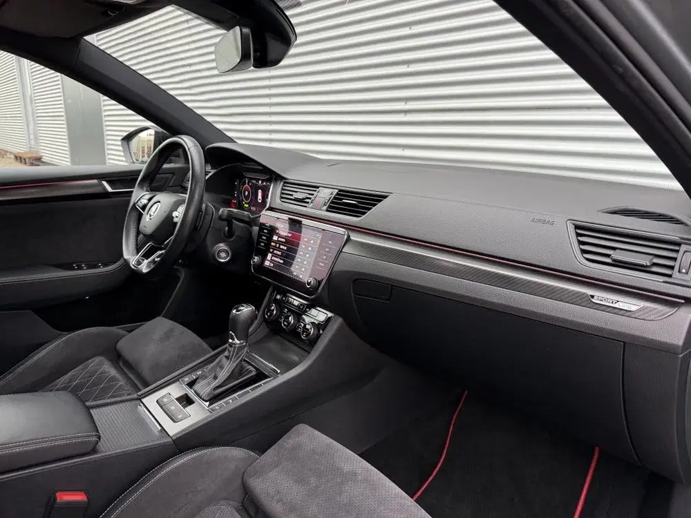 Skoda Superb 1.4 TSI iV Sportline Automaat Pano Canton uit 2021, foto 14