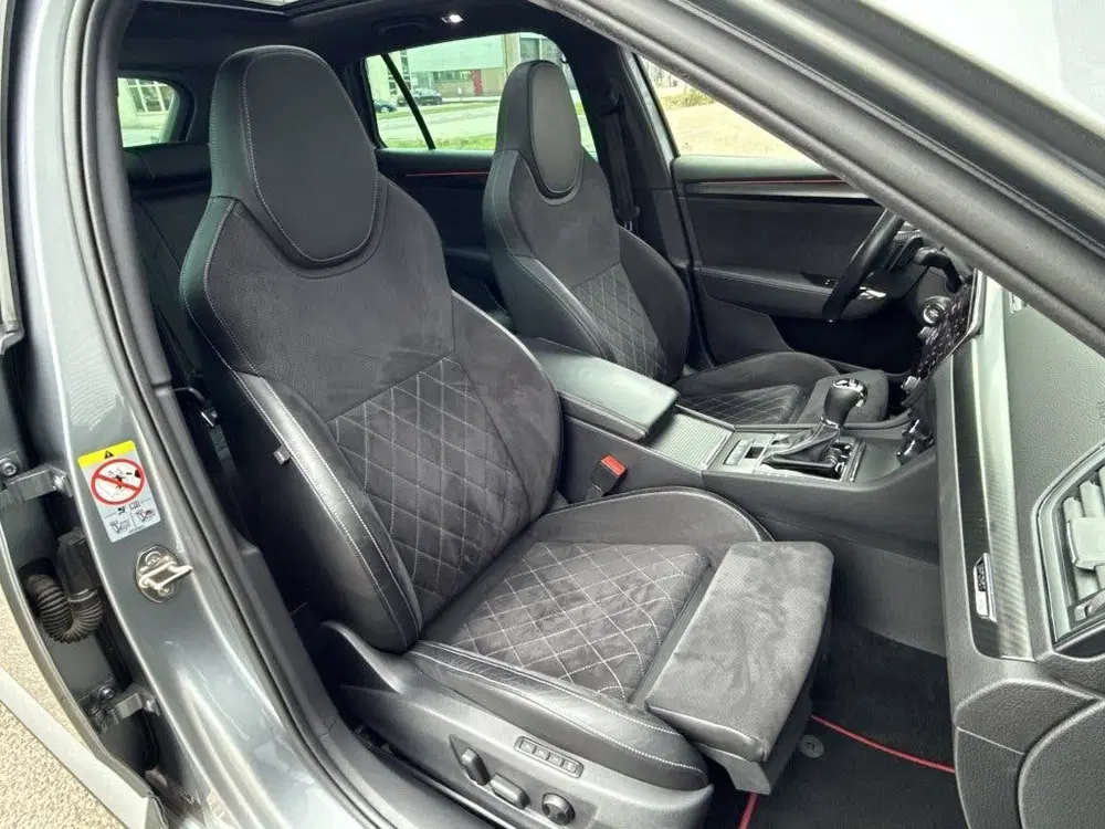 Skoda Superb 1.4 TSI iV Sportline Automaat Pano Canton uit 2021, foto 15