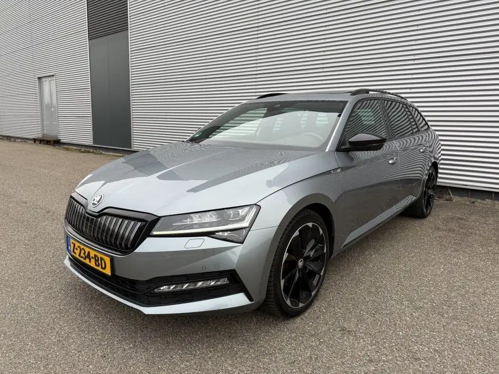 Skoda Superb 1.4 TSI iV Sportline Automaat Pano Canton uit 2021, foto 7