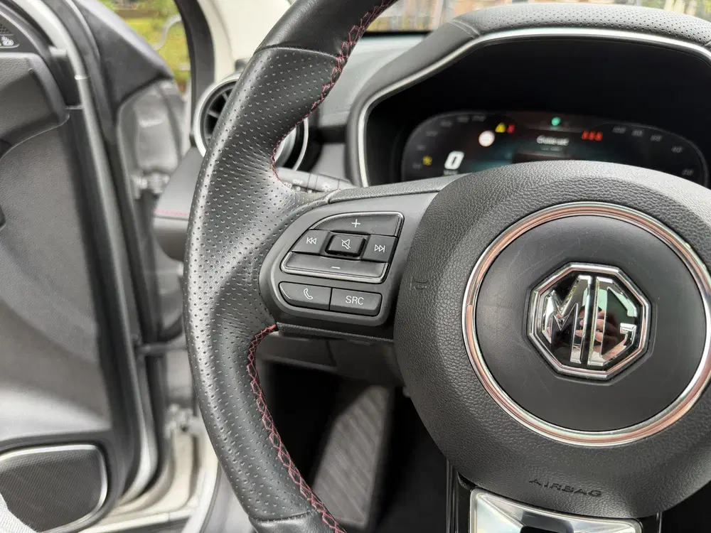 MG EHS 1.5 TGDI Luxury PHEV uit 2023, foto 11