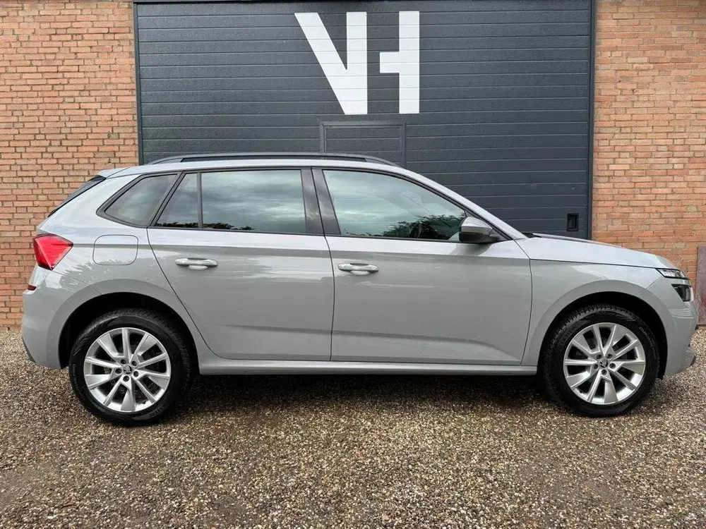 Skoda Kamiq 1.0 TSI Sport Business uit 2020, foto 8