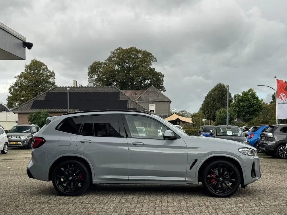 BMW X3 xDrive30e High Executive M-Sport Pano Head uit 2022, foto 14