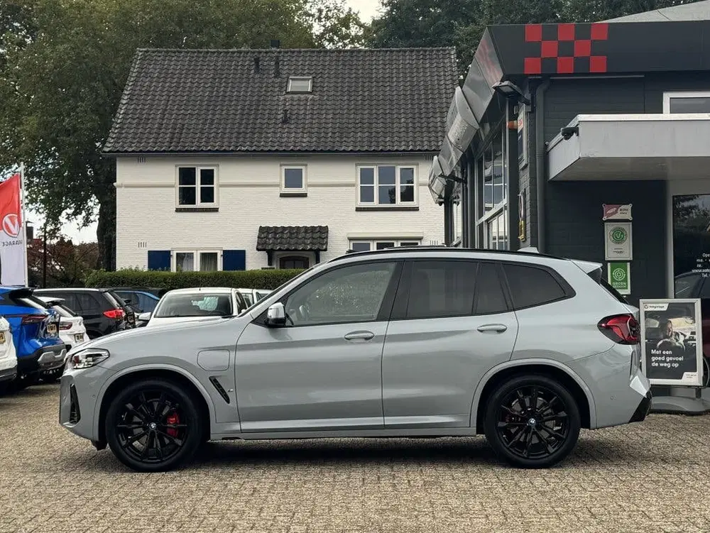 BMW X3 xDrive30e High Executive M-Sport Pano Head uit 2022, foto 15