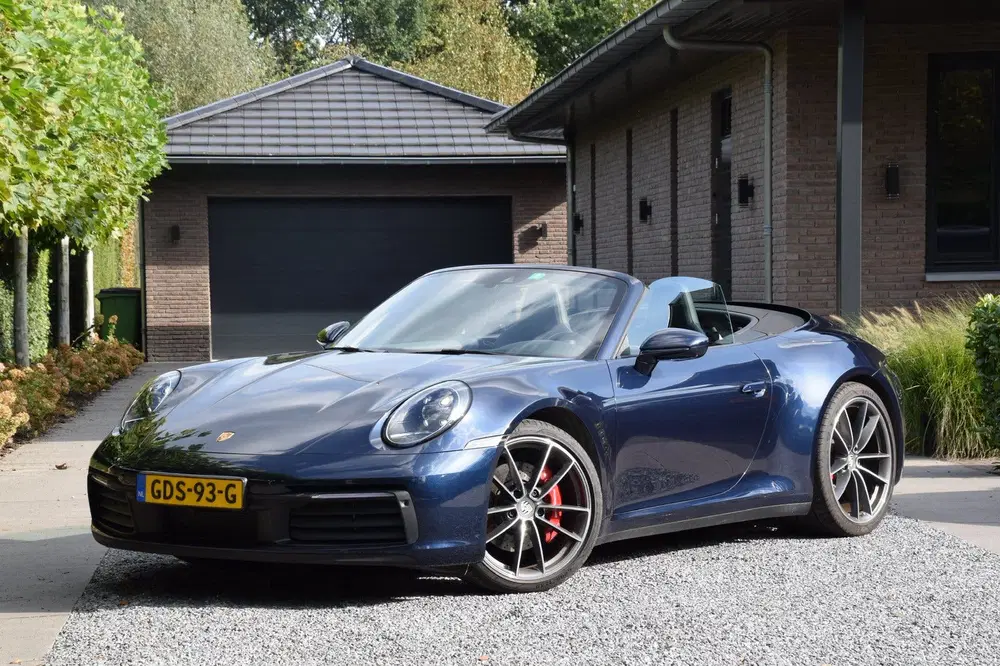 Porsche 911 911 Carrera 4S Cabrio uit 2021, foto 2
