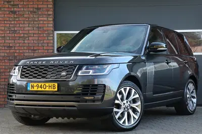 Land Rover Range Rover P400e Westminster uit 2021