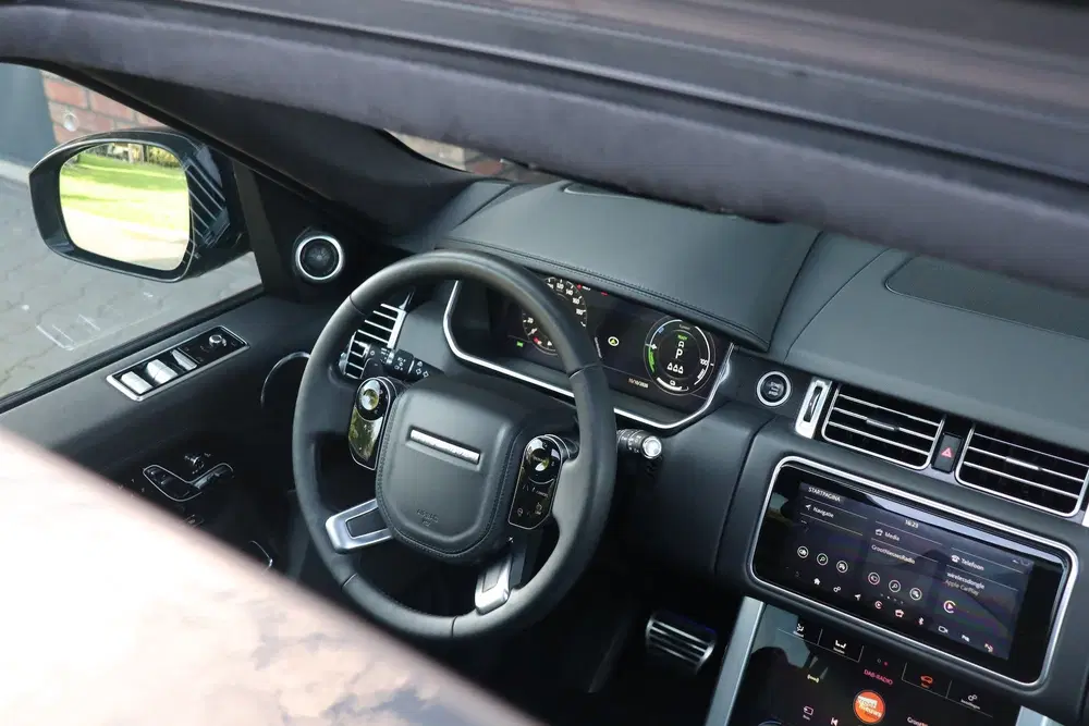 Land Rover Range Rover P400e Westminster uit 2021, foto 14