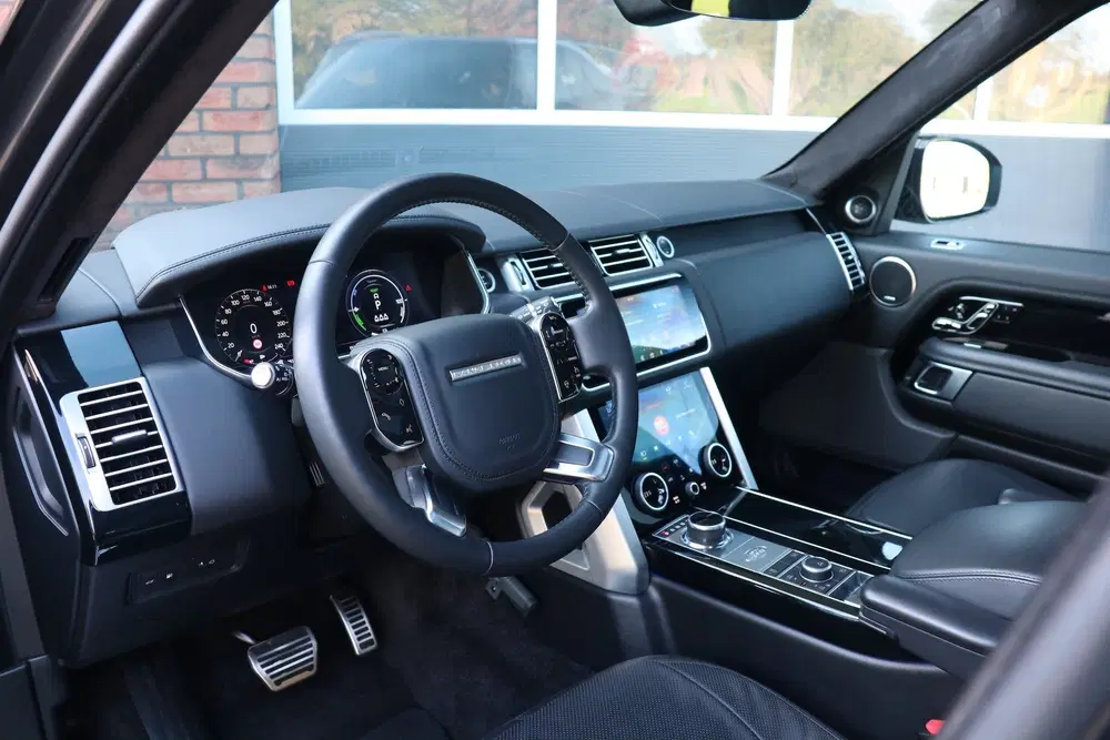 Land Rover Range Rover P400e Westminster uit 2021, foto 5