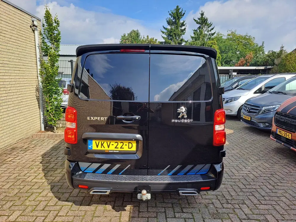 Peugeot Expert 2.0 BlueHDI 180 Long Sport DC uit 2021, foto 4