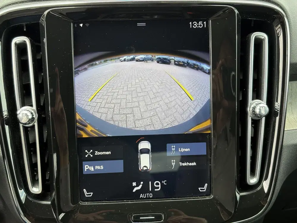 Volvo XC40 2.0 T4 Inscription uit 2019, foto 14