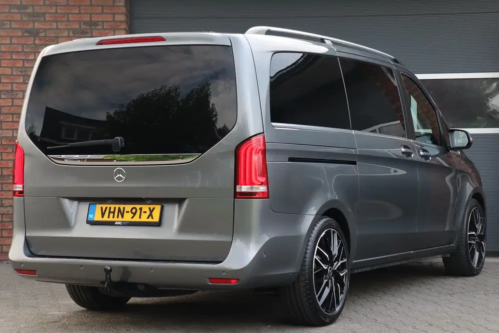Mercedes-Benz V-Klasse 220d Lang DC Avantgarde 2x schuifdeur uit 2020, foto 2