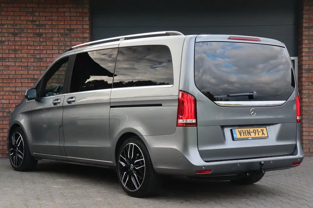 Mercedes-Benz V-Klasse 220d Lang DC Avantgarde 2x schuifdeur uit 2020, foto 4