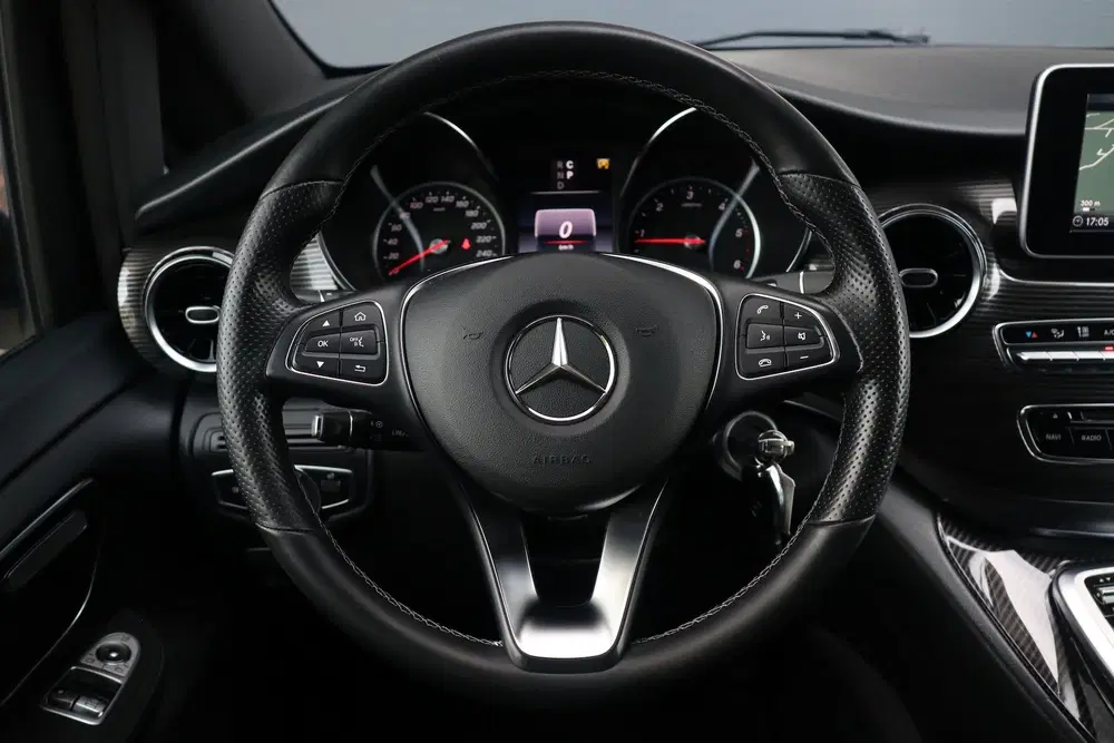 Mercedes-Benz V-Klasse 220d Lang DC Avantgarde 2x schuifdeur uit 2020, foto 9