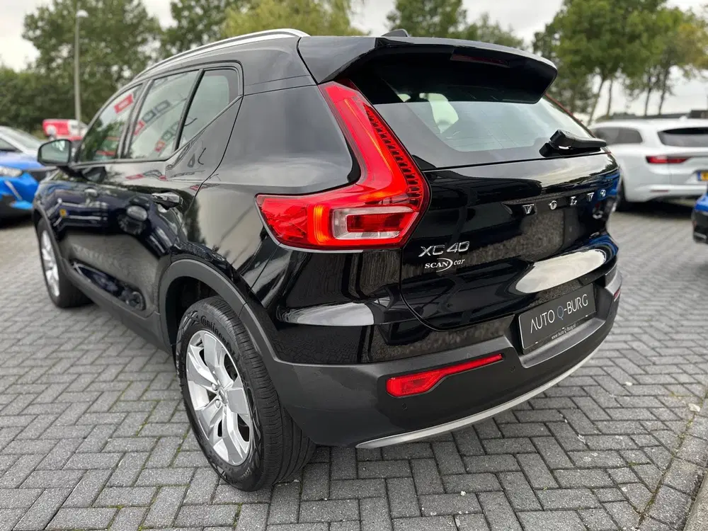 Volvo XC40 1.5 T2 uit 2022, foto 3