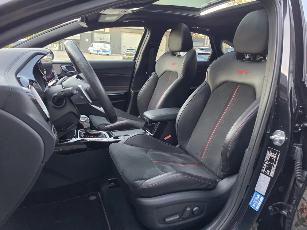 Kia ProCeed 1.6 T-GDI GT Panoramadak uit 2023, foto 4