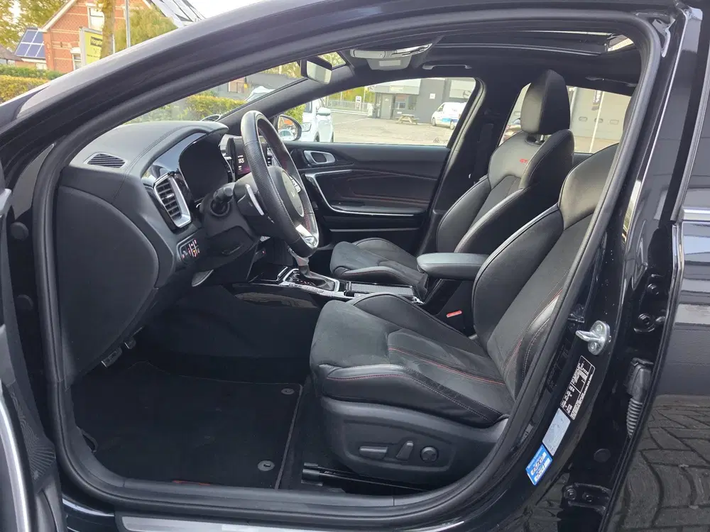 Kia ProCeed 1.6 T-GDI GT Panoramadak uit 2023, foto 5