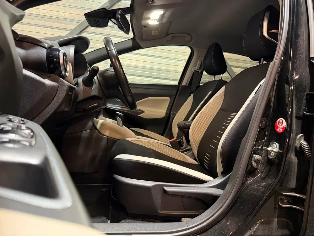 Nissan Micra 1.0 IG-T Tekna AUT uit 2019, foto 12
