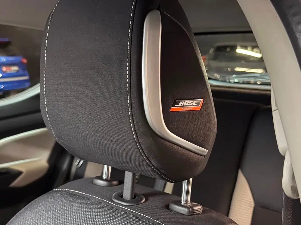 Nissan Micra 1.0 IG-T Tekna AUT uit 2019, foto 3
