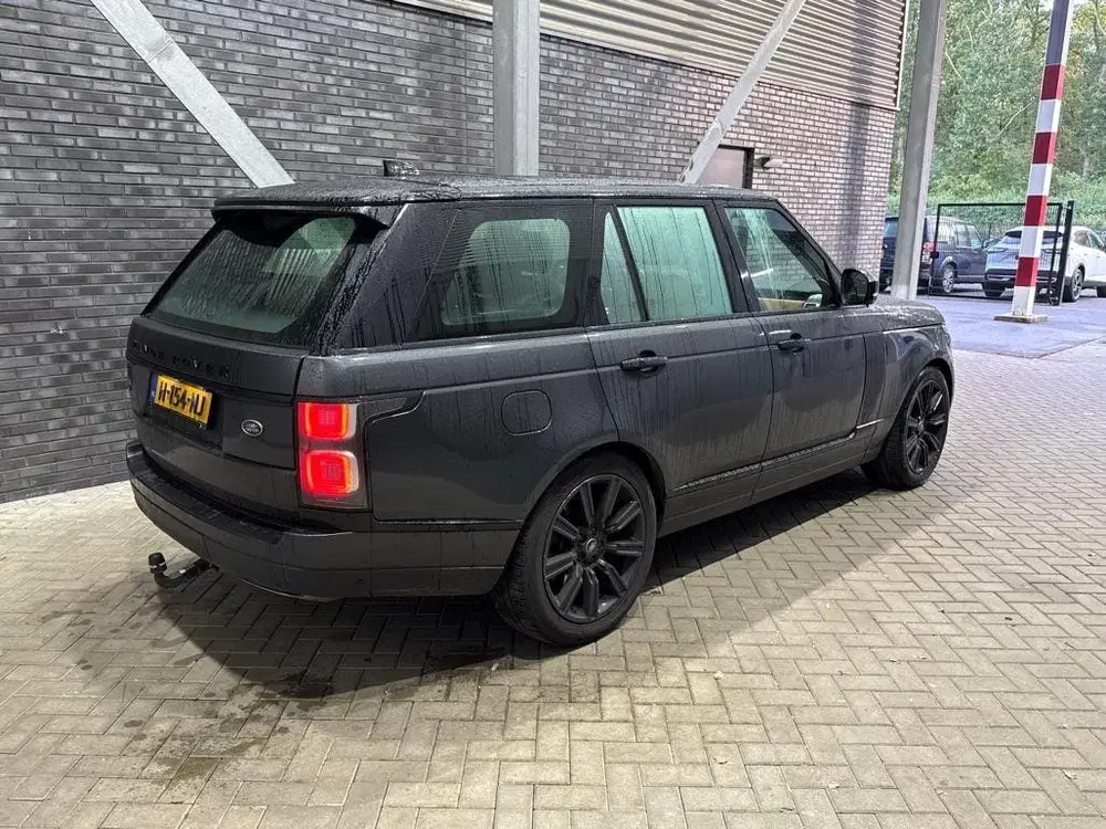 Land Rover Range Rover 2.0 P400e Autobiography uit 2020, foto 2